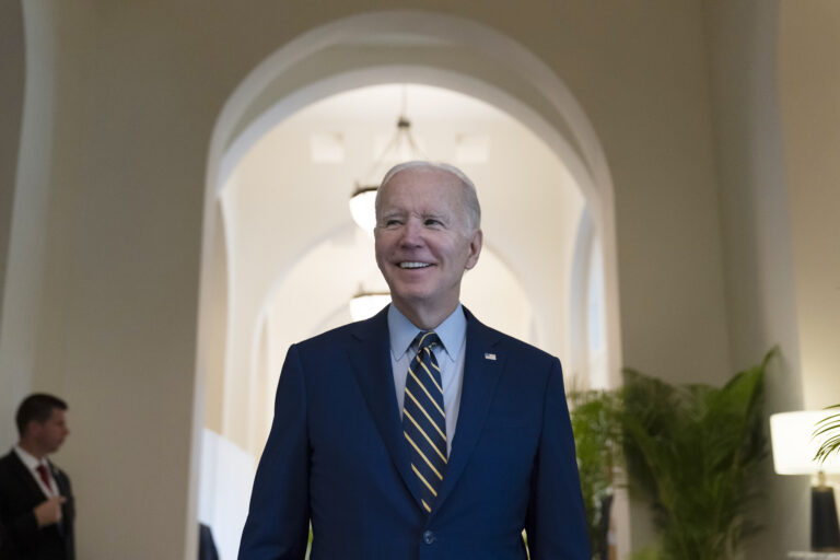 Les démocrates de Biden ont conservé le contrôle du Sénat