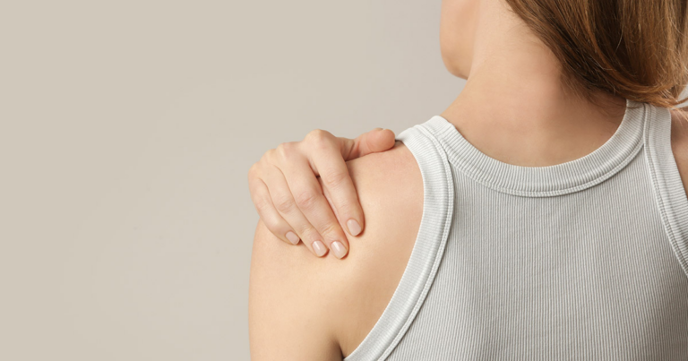 Nouvelle étude : pourquoi la douleur chronique persiste plus longtemps chez les femmes