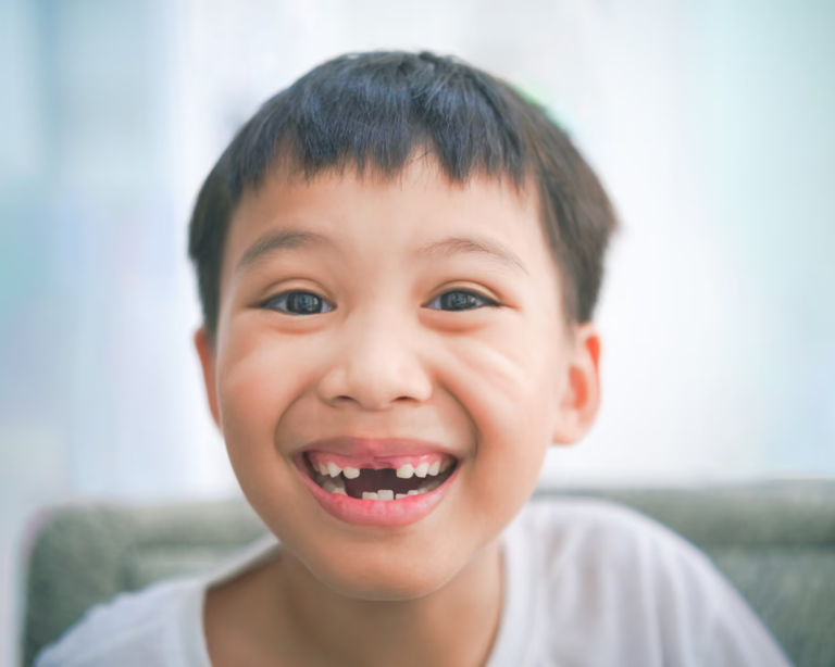 Des entreprises britanniques trompent les parents avec des allégations d’autisme liées aux dents de lait, selon un rapport