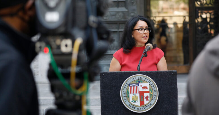 Le président du conseil municipal de Los Angeles démissionne après la fuite d’un enregistrement révélant des remarques racistes