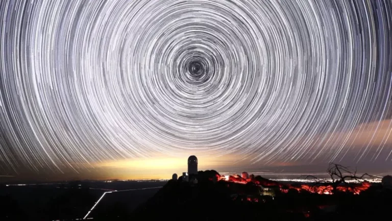 Des scientifiques stupéfaits par les signes d’affaiblissement de l’énergie sombre