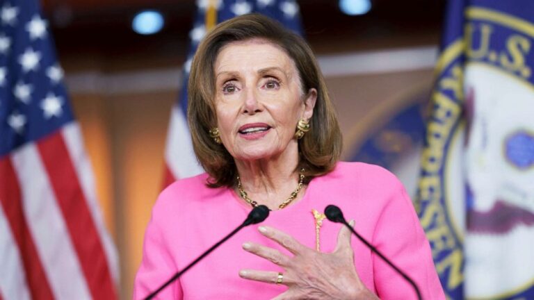 Nancy Pelosi revient sur son engagement concernant le projet de loi sur les infrastructures